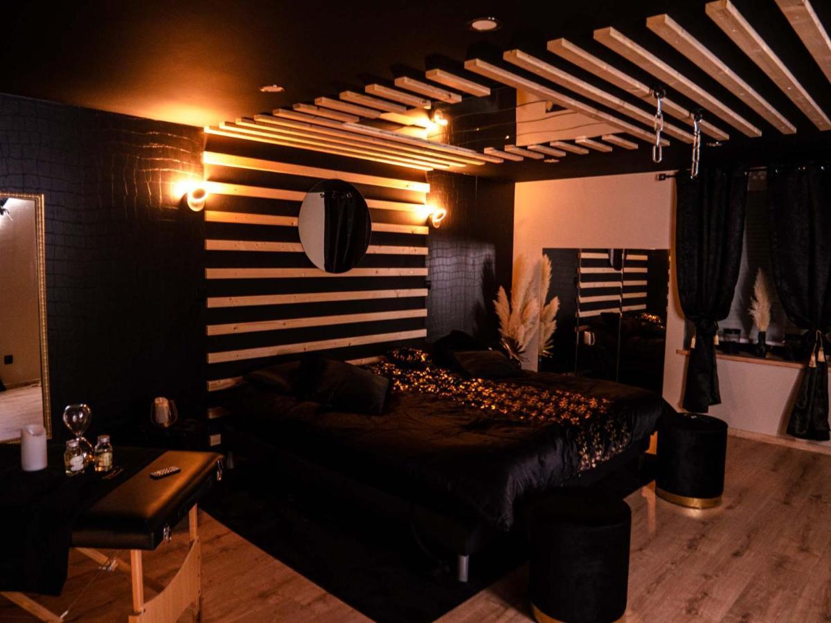 Douceur Du Charme - Love-room A Charmes Entre Epinal Et Nancy Apartment *