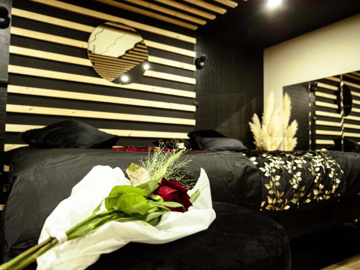 Douceur Du Charme - Love-room A Charmes Entre Epinal Et Nancy Apartment *