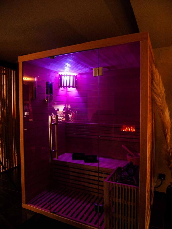 Douceur Du Charme - Love-room A Charmes Entre Epinal Et Nancy Apartment *